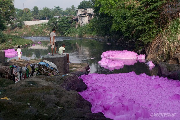 Greenpeace: Tullahan River in Caloocan, Manila